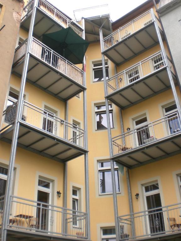 ドレスデンHaus Ludwigアパートメント エクステリア 写真